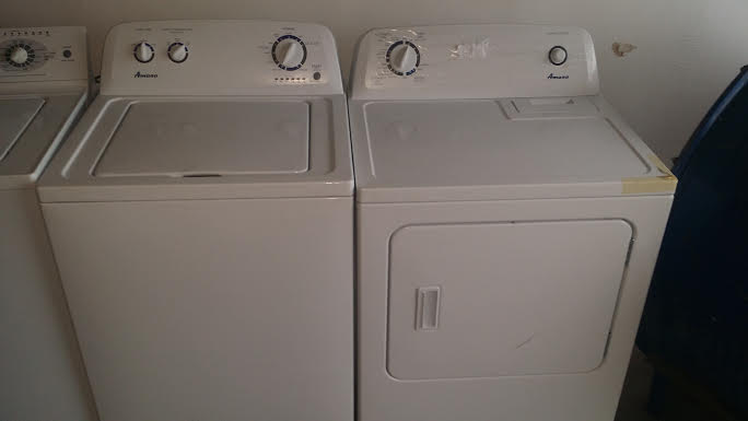 Suffolk used Amana Estate washer dryer set